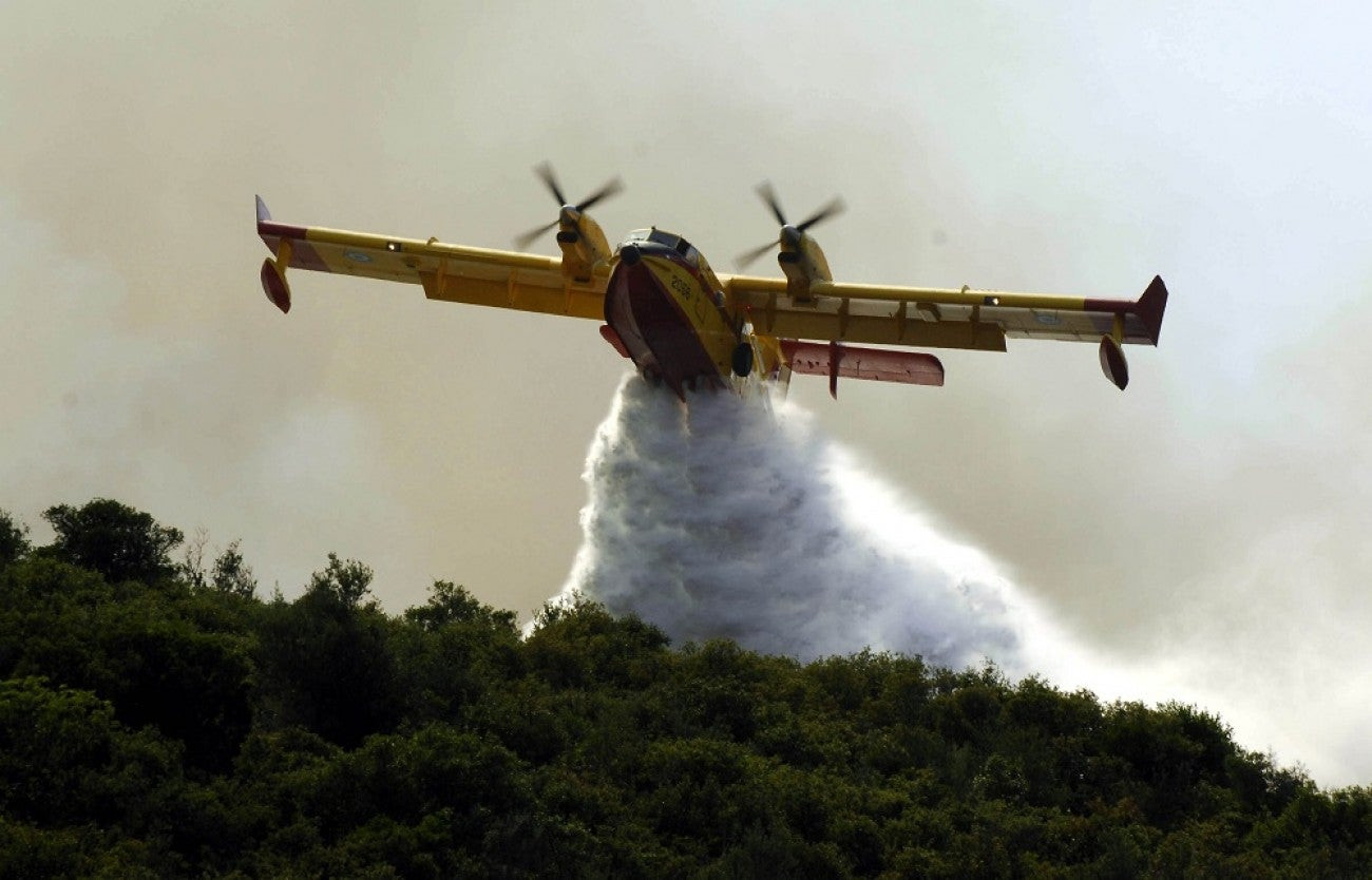 Πυρκαγιά σε εξέλιξη στον Κάλαμο Αττικής